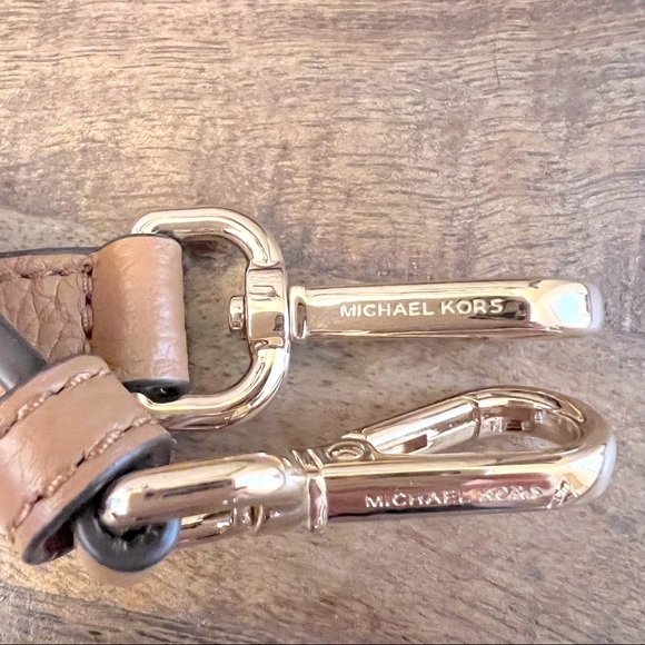 NWOT Michael Kors Handbag Purse - Picture 8 of 16